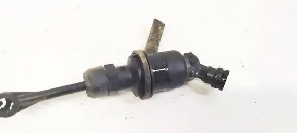 Nissan Juke I F15 Clutch master cylinder 