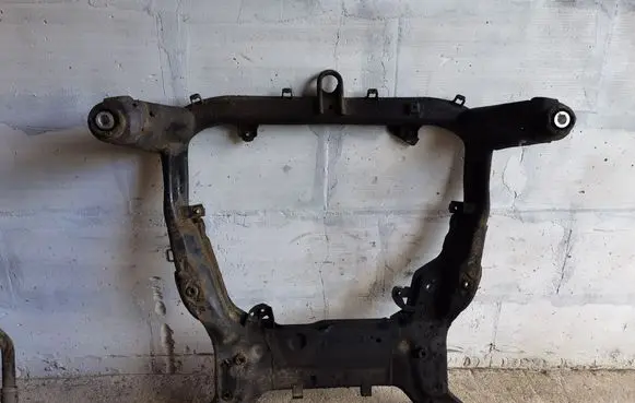Land Rover Freelander 2 - LR2 Front subframe