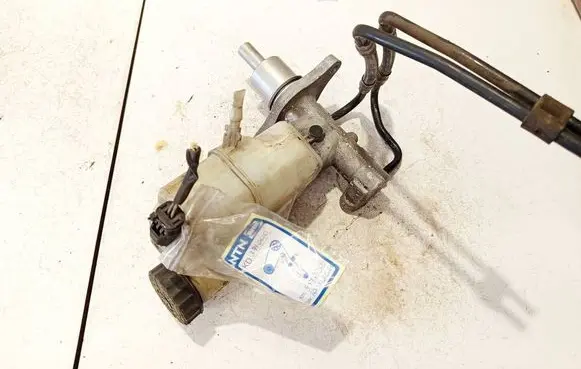 Peugeot 508 Master brake cylinder 03350885131