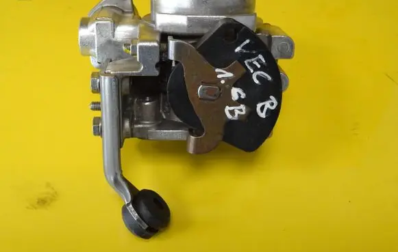 Opel Vectra B Throttle body valve 90501011