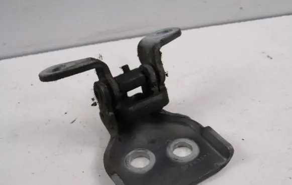 Mazda 2 Front door hinge set 
