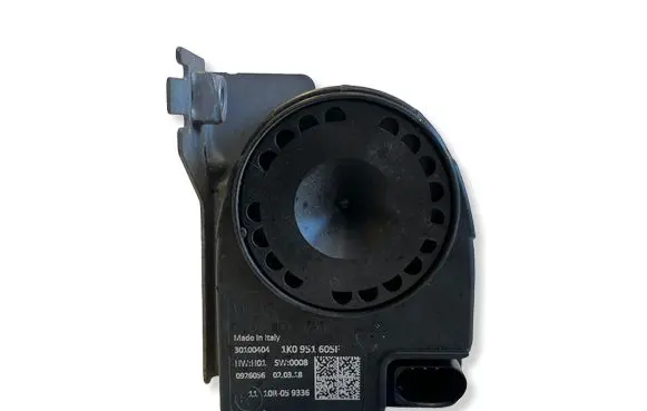 Audi Q3 8U Alarm system siren 1K0951605F