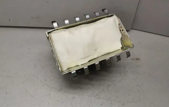Honda FR-V Passenger airbag