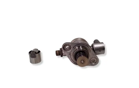 Audi TT TTS Mk2 Fuel injection high pressure pump 06H127025N 0261520090