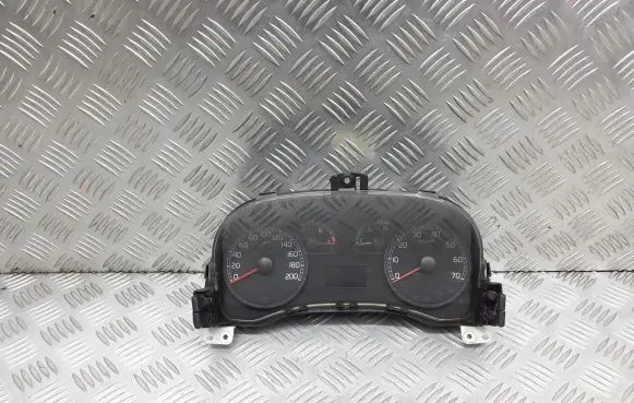 Fiat Punto (188) Speedometer (instrument cluster) 46833368