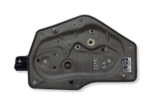 Skoda Superb B6 (3T) Rear window lifting mechanism without motor 3T5839401A