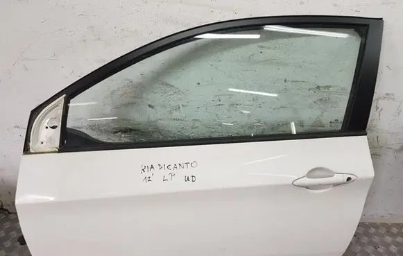 KIA Picanto Front door