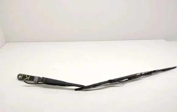 Iveco Daily 4th gen Front wiper blade arm