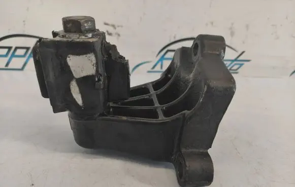 Renault Trafic II (X83) Gearbox mounting bracket 8200003829 91165625 2103000PT01