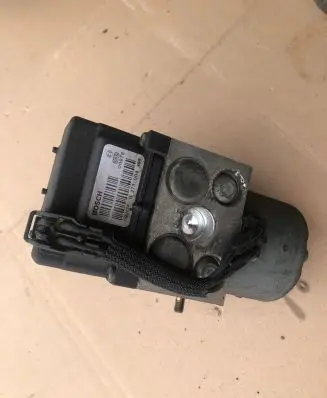 Renault Scenic I ABS Pump 0273004395