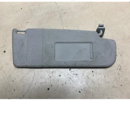 Volkswagen Golf VI Sun visor