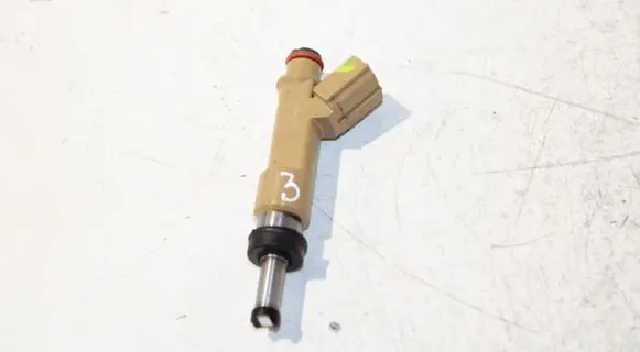 Toyota Auris 150 Fuel injector 232500T030