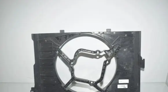 BMW i3 Radiator cooling fan shroud 7646079 67327646079