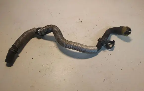Opel Zafira A Engine coolant pipe/hose 9129555