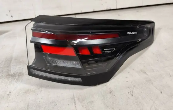Volkswagen Tiguan Rear/tail lights 571945208A 82470201