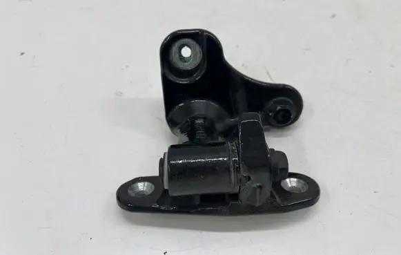 Mercedes-Benz GLA W156 X156 Rear door lower hinge A046572