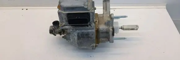 Nissan Leaf II (ZE1) Brake booster EAC103503A 7908086