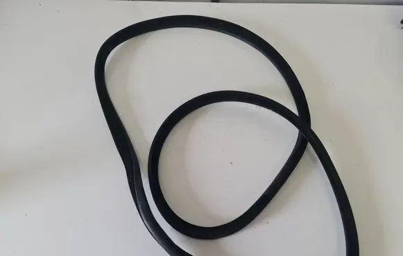 BMW X6 F16 Rubber seal rear door 7317822