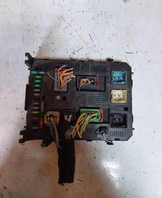Peugeot 407 Comfort/convenience module 966405908001 28120930B0 28120836