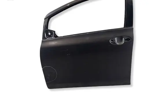 Toyota Yaris Front door 6700252340