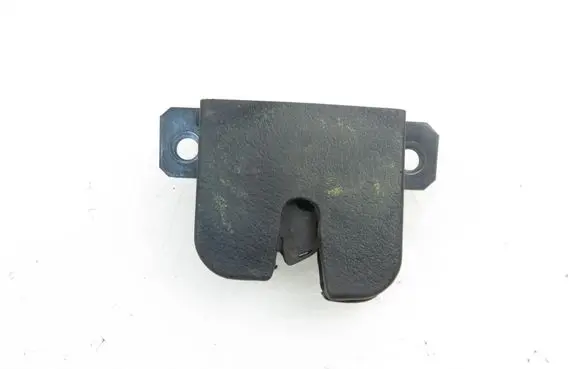 Volkswagen PASSAT B5 Tailgate/trunk/boot lock/catch/latch 3B5827505