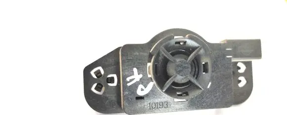 Nissan Almera Tino Front door high frequency speaker 10193