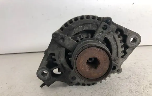 Lexus GS 300 350 430 450H Generator/alternator 2706031050 1042104670