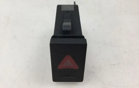 Volkswagen PASSAT B5 Hazard light switch 3B0953235B