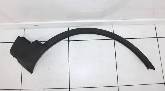 Ford Kuga I Front arch trim 8V41-S16D238