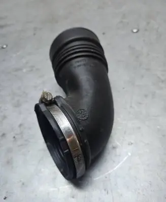 Peugeot 207 CC Air intake duct part 7563812