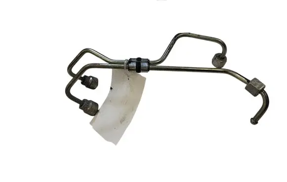 Fuel injector supply line/pipe