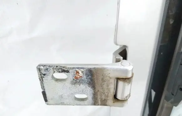 Opel Combo C Rear door lower hinge