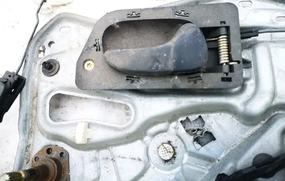Renault Laguna I Rear door interior handle