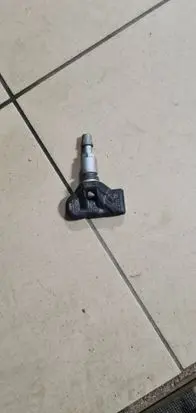 BMW 7 F01 F02 F03 F04 Tire pressure sensor 6798872