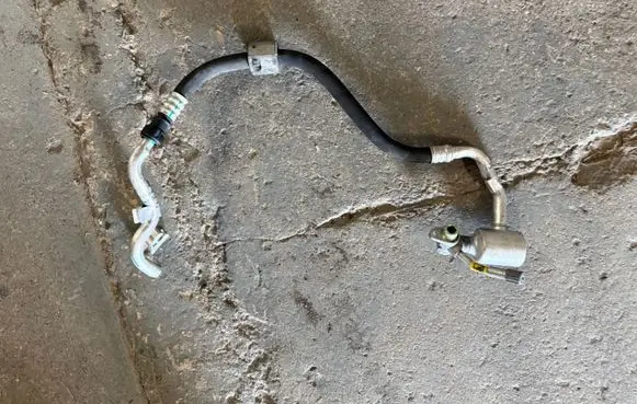 Air conditioning (A/C) pipe/hose