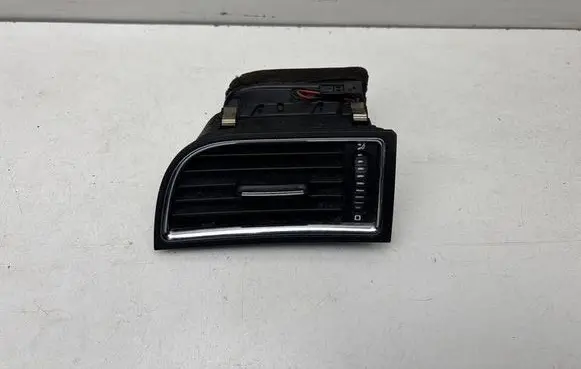 Skoda Superb B6 (3T) Dashboard side air vent grill/cover trim 3T0819701