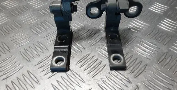 Volvo V40 Front door hinge set 31424657 31352691