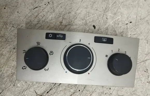 Opel Astra H Climate control unit 901513600001 30062008 13269404