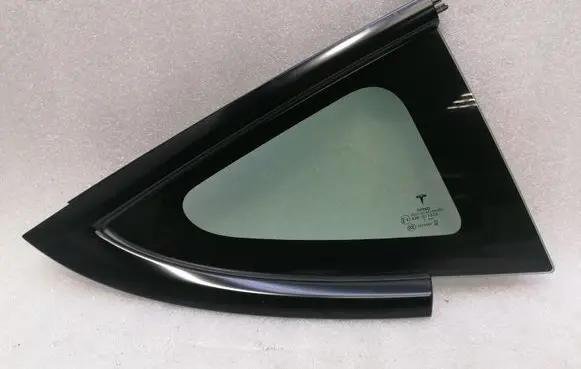 Tesla Model 3 Rear side window 151497901C