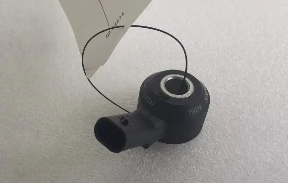 Mercedes-Benz A W177 Detonation knock sensor A0009057304 220608897R