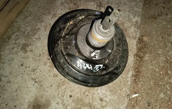 BMW X5 E70 Brake booster 679140903 32067474