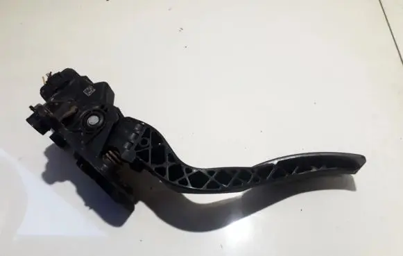 Mitsubishi Outlander Accelerator throttle pedal 1600A101 10142C3A
