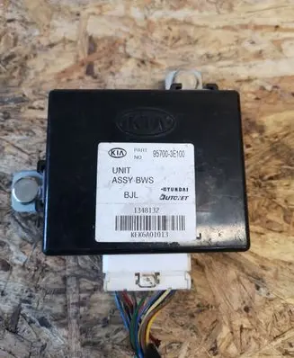 KIA Sorento Parking PDC control unit/module 957003E100