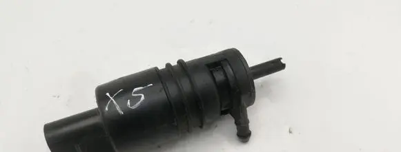 BMW X5 E70 Windscreen/windshield washer pump 6712693416001 6934160