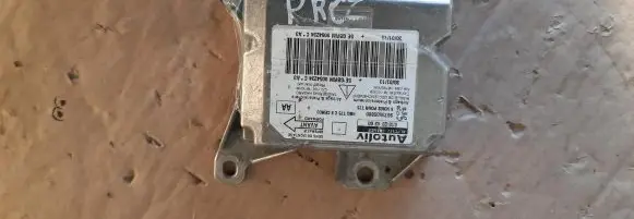 Peugeot RCZ Airbag control unit/module 9673605880