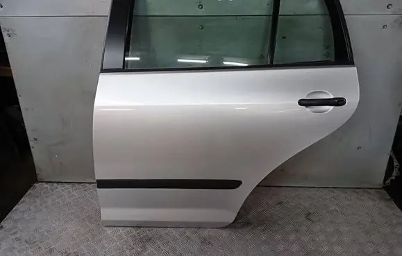 Volkswagen Golf Plus Rear door 