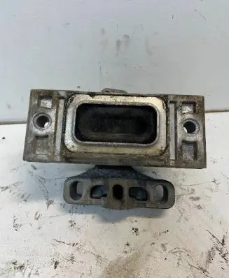 Volkswagen Golf IV Engine mount bracket 1J0199262