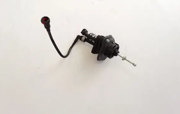 Volvo C30 Clutch slave cylinder 31325415