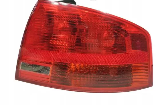 Audi A4 S4 B7 8E 8H Rear/tail lights