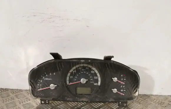 KIA Sportage Speedometer (instrument cluster) 940011F360